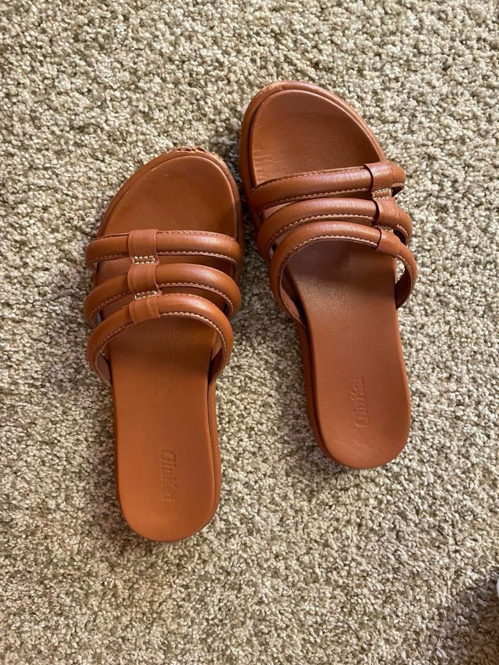 Olukai Brown Leather Slide Sandal 8 Hawaiian Coastal Beachy Surfer Casual